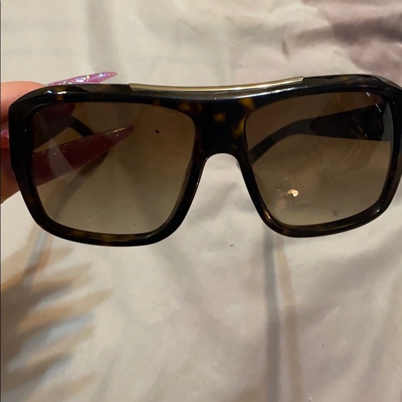 Prada sunglasses - Picture 1 of 2
